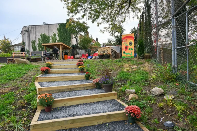 Queens community garden resists eviction with no zionist stance