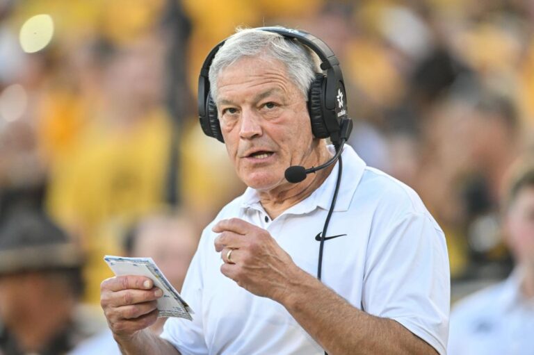 Bet $5 and Score $150 in Bonus Bets on Oregon vs. Iowa