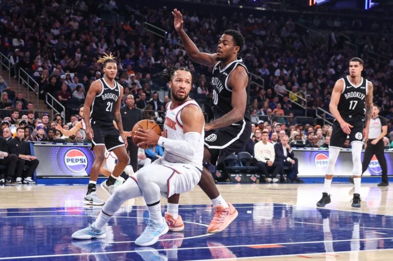 Day’Ron Sharpe Leaves Nets Game Early with Hamstring Tightness