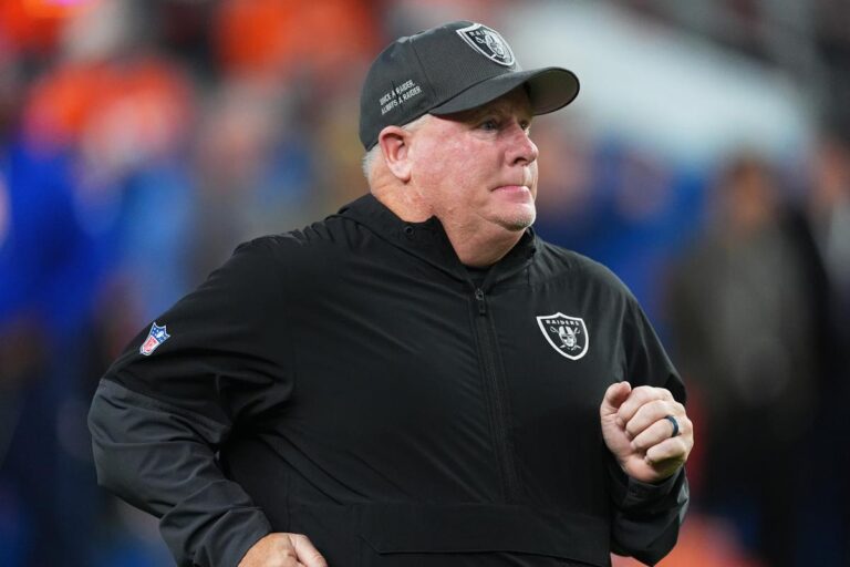 Raiders Part Ways with Chip Kelly After 11 Games as Offensive Coordinator
