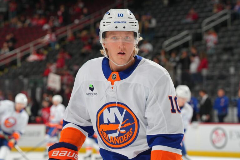 Islanders vs. Ducks: Essential Odds, Picks, and Winning Bets for Thursday’s NHL Clash