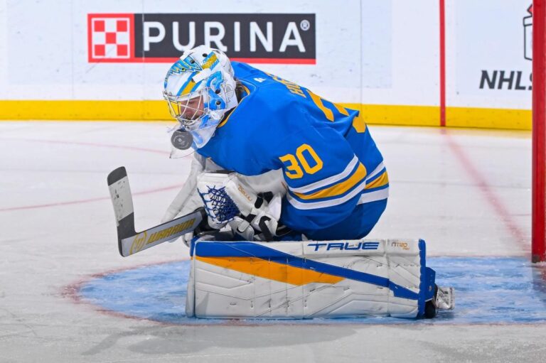 Score Big with Fanatics Sportsbook: Up to $2,000 in FanCash for Blues vs. Bruins