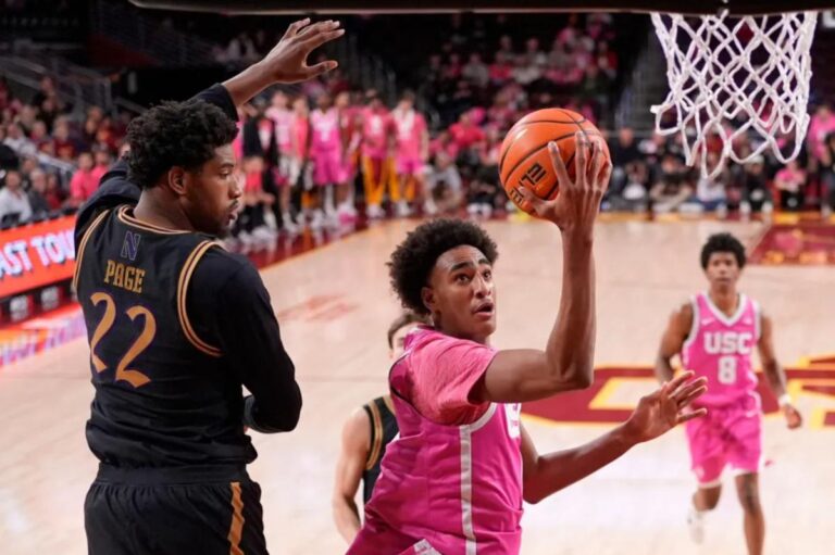 Arenas Shines in Highly Anticipated USC Debut