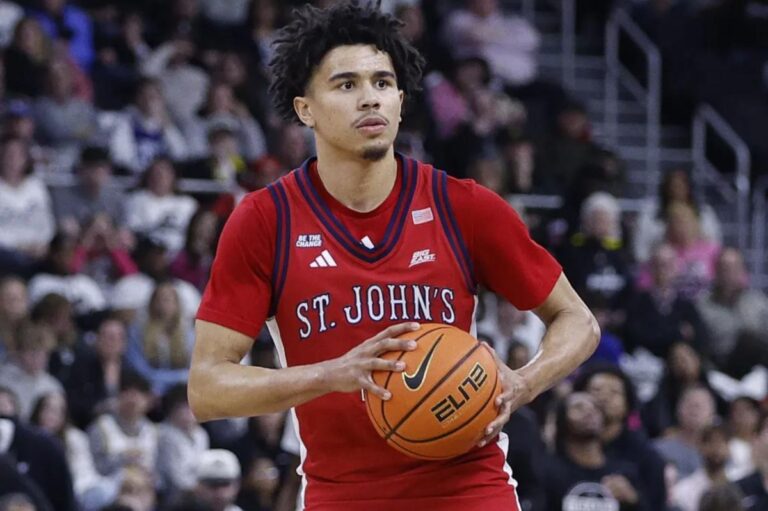 Sellers Sparks St. John’s Victory with Key Bench Performance