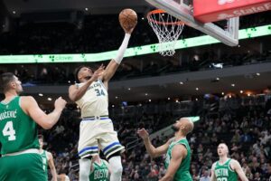 Giannis Antetokounmpo’s Inspiring Comeback Plans After Injury